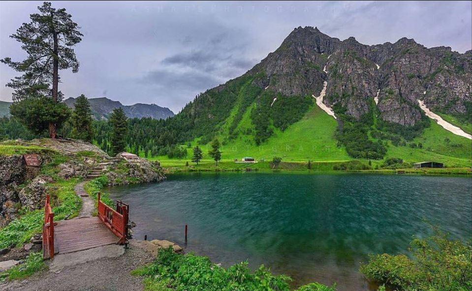 Domail Rainbow Lake